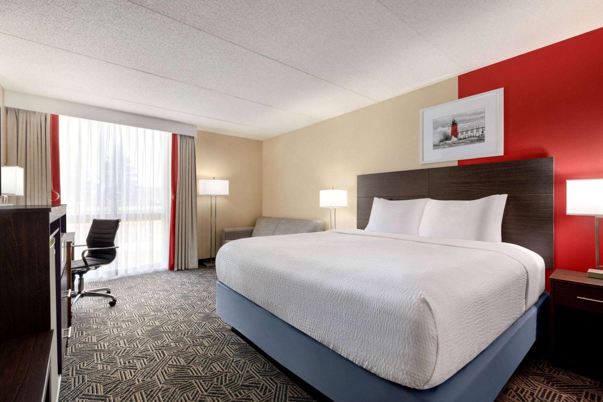Ramada By Wyndham Alpena Hotel Exterior foto