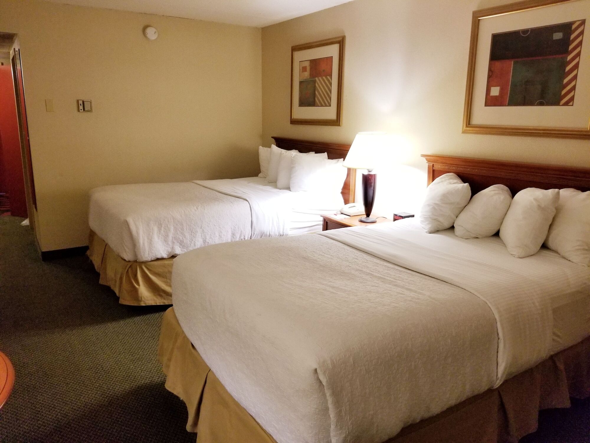 Ramada By Wyndham Alpena Hotel Exterior foto